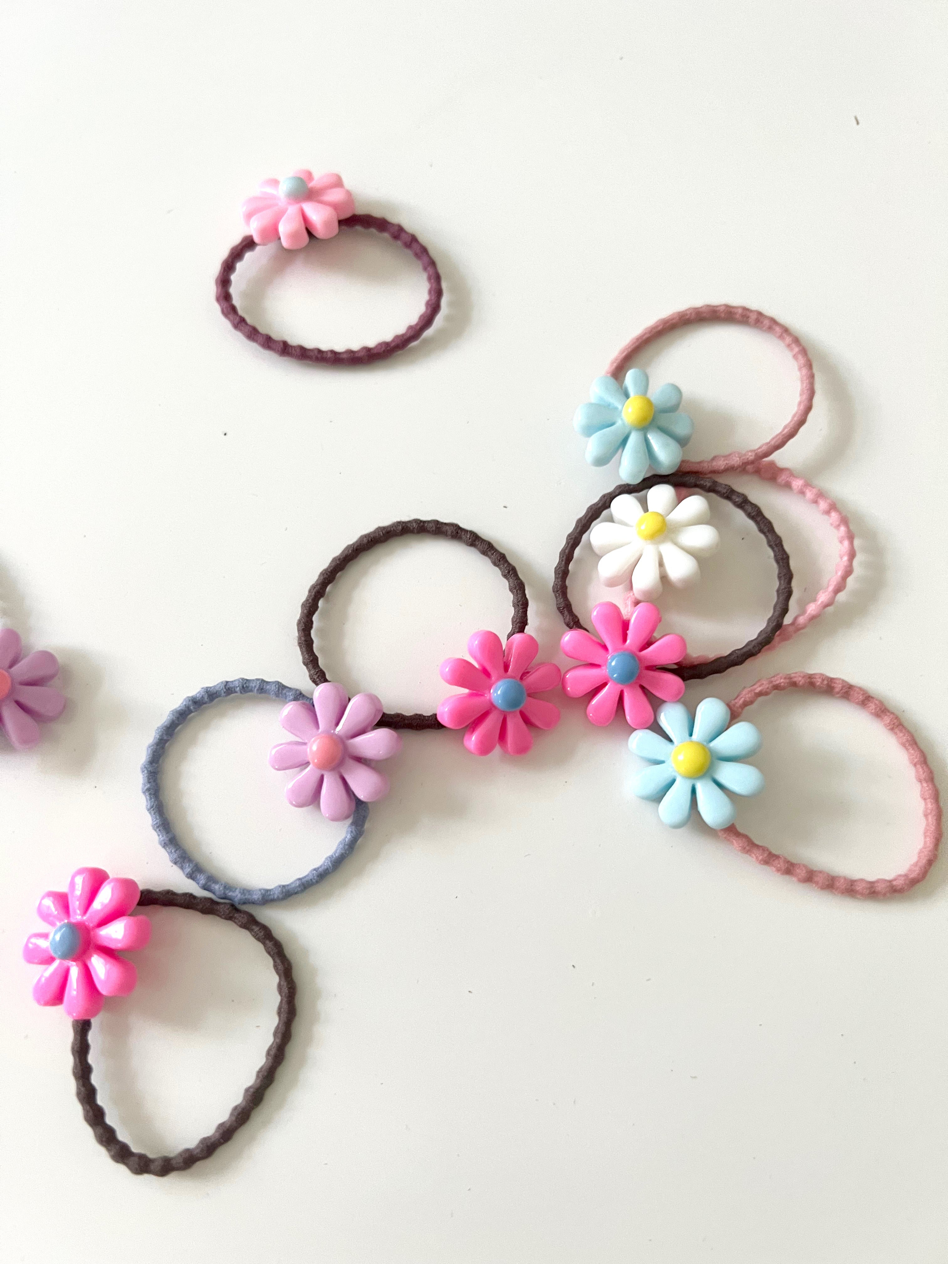 Flower hair ties